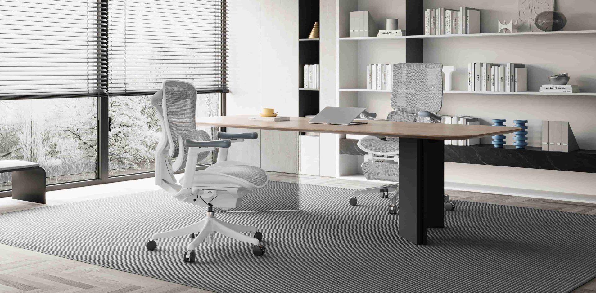 Breathable mesh office chair suitable for hot climates and non-air-conditioned offices