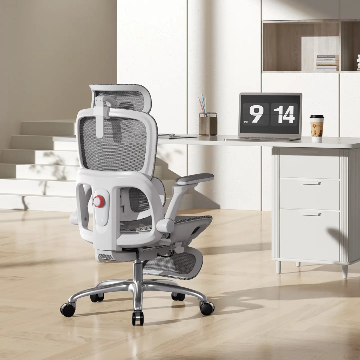 Removable Lumbar Cushion vs Integrated Support: A Buyer's View